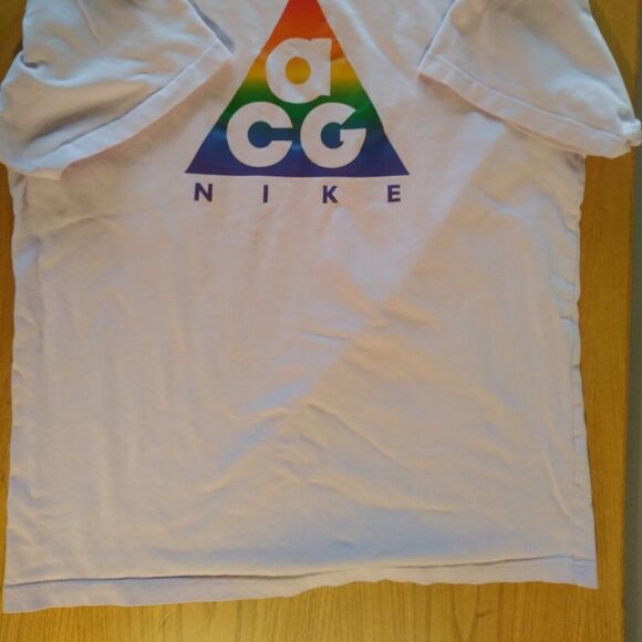Nike ACG BE True Rainbow Logo T-Shirt - Picture 3 of 7